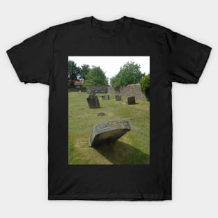 Falkland Cemetery, Scotland T-Shirt